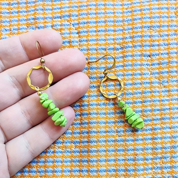 Genuine Green Turquoise 'Pebble' Earrings - Picture 2 of 3